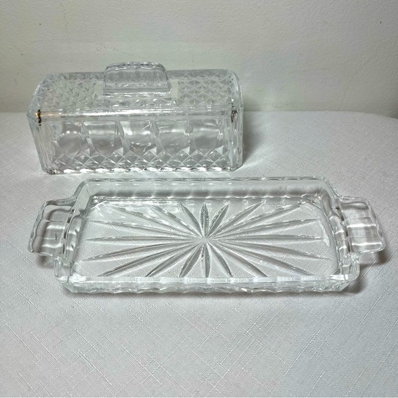 Covered Butter Dish. Rectangle. Longchamp by Cristal D'Arques - Durand. 1/4 lb - Picture 3 of 7